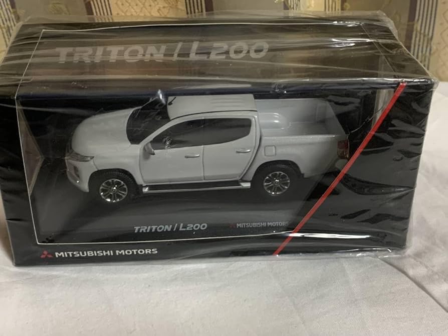 Amazon | 三菱 ディーラー別注 1/43 TRITON トライトン L200 ホワイト