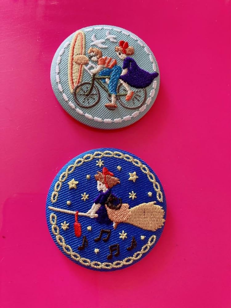 Amazon.co.jp: どんぐり共和国 キキ トンボ 刺繍ブローチ コレクション