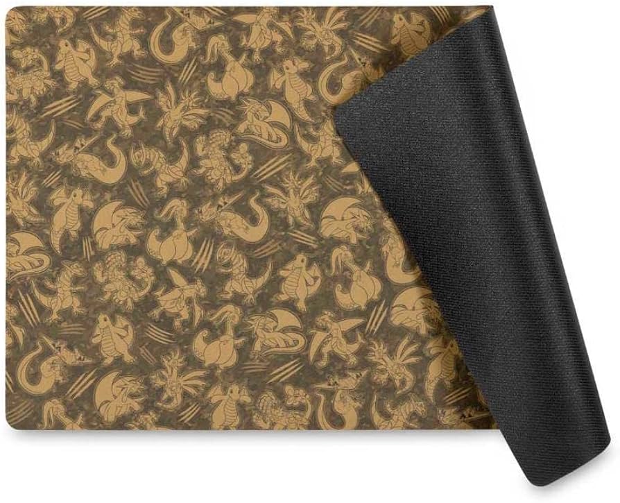 Amazon | 海外ポケセン限定 ドラゴンタイプ プレイマット カイリュー