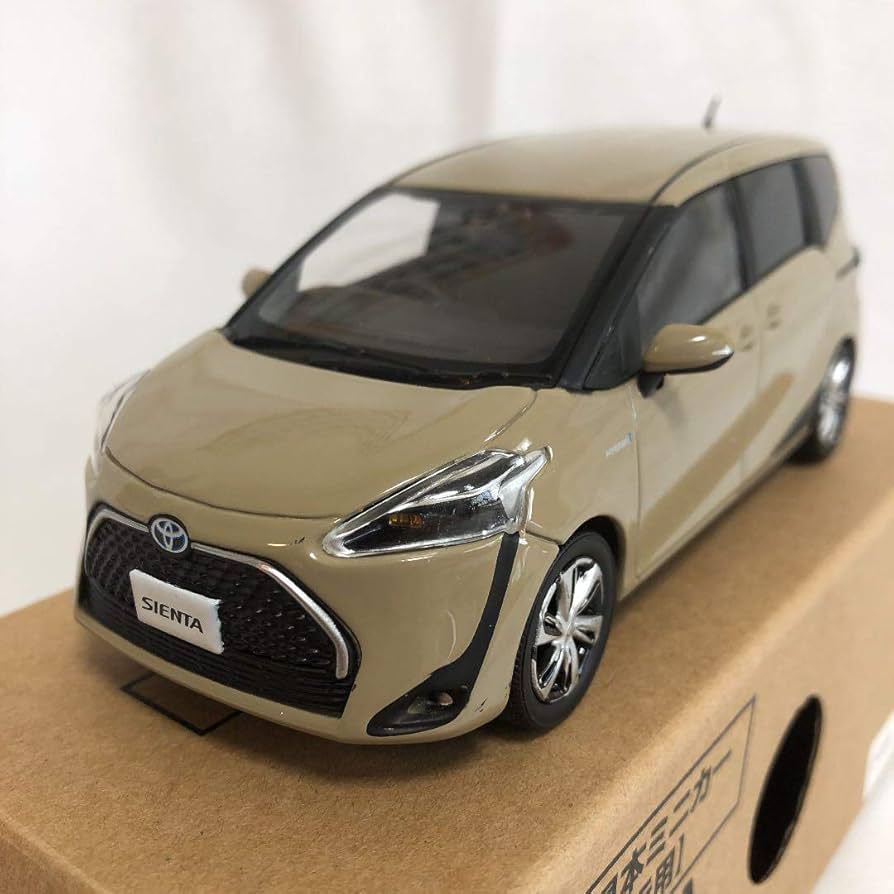 Amazon | 非売品 トヨタ ミニカー シエンタ ベージュ | ミニカー・ダイ