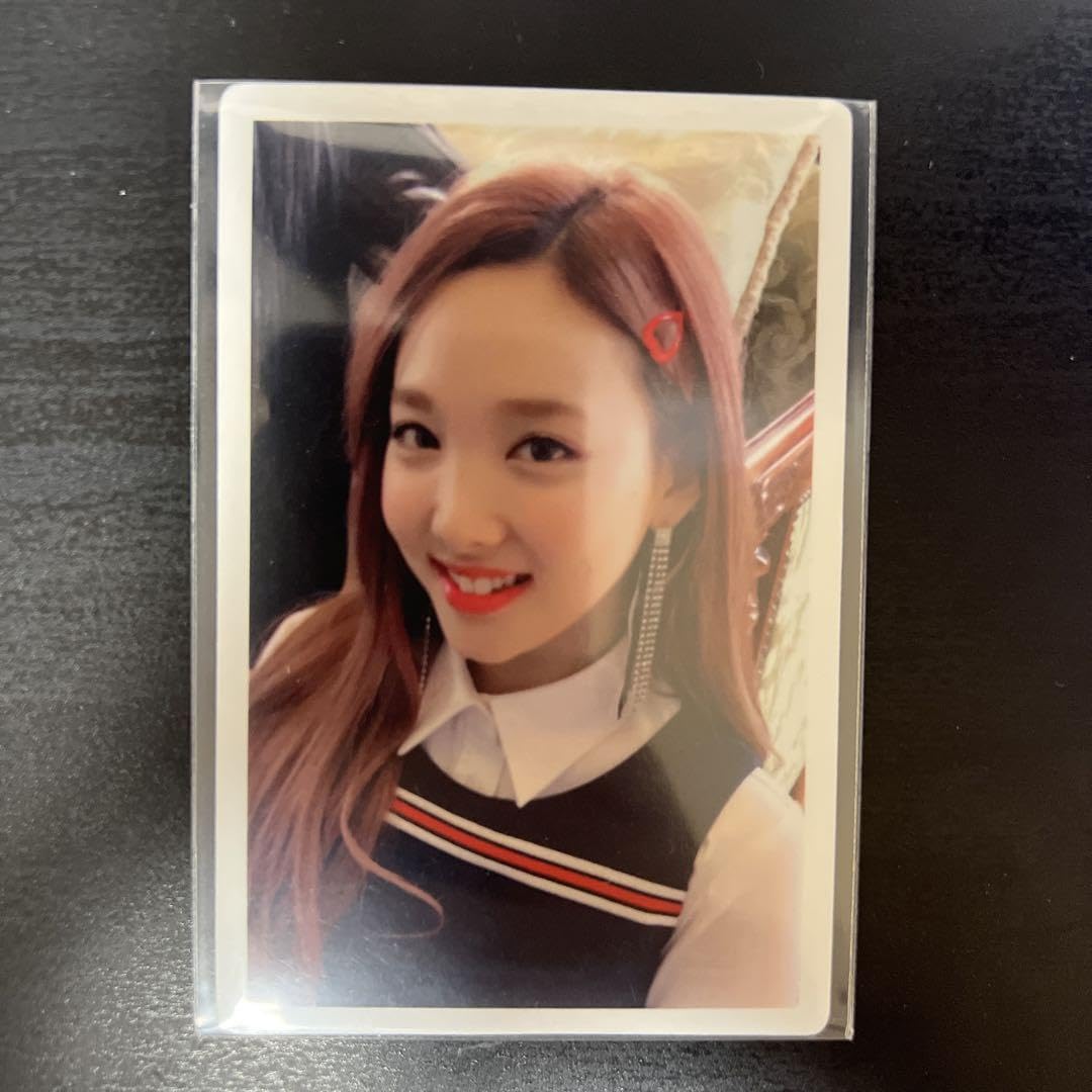 Amazon.co.jp: TWICE ナヨン トレカ SIGNAL シグナル モノグラフ