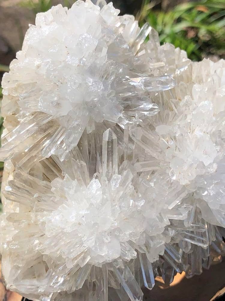 Amazon.co.jp: 買い得 680g 綺麗 透明感良く ミャンマー産 菊花水晶