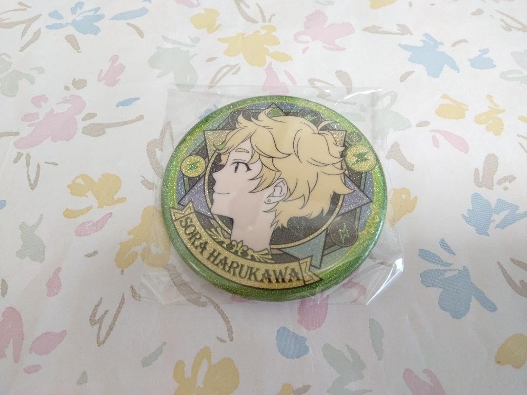 Amazon.co.jp: 春川宙 横顔缶バッジ 中国限定 : おもちゃ