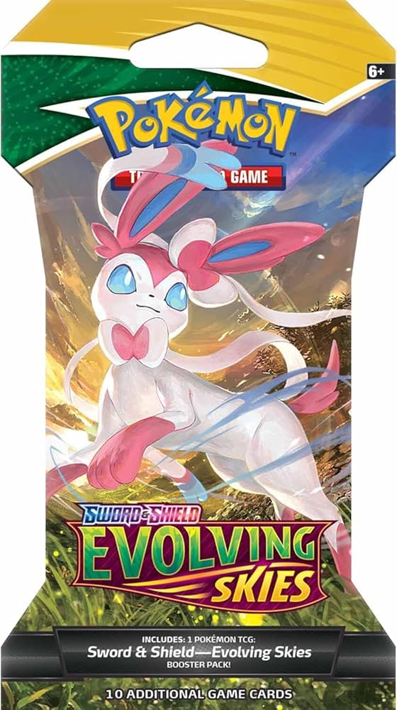 Amazon.com: Pokemon TCG: Sword & Shield - Evolving Skies Sleeved