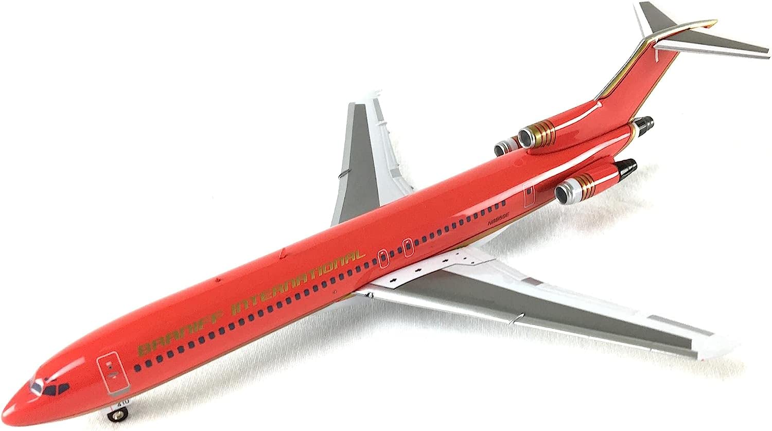 Amazon.com: Inflight 200 Braniff Ultra Red/Gold Boeing 727-200