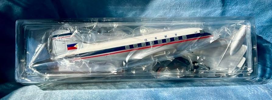 Amazon.co.jp: 日本航空 JAL ダグラス DC-3 スケール 1 80 : おもちゃ