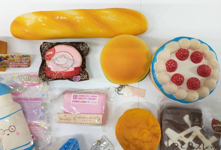 Amazon.co.jp: 11 スクイーズ福袋セット パン お菓子 スイーツ : おもちゃ