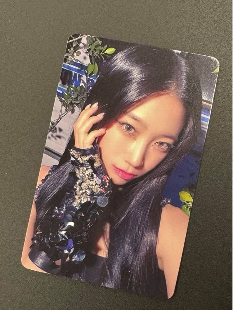 Amazon.co.jp: le sserafim カズハ トレカ ルセラ CD購入特典 会場限定