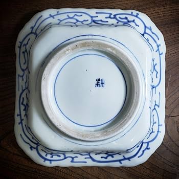 Amazon.co.jp: 八角皿 隅切角皿 古伊万里 線描き 唐草文様 伊万里染付