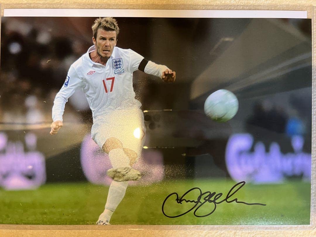 Amazon.co.jp: 2千!David Beckham デビッド ベッカム 直筆サイン写真