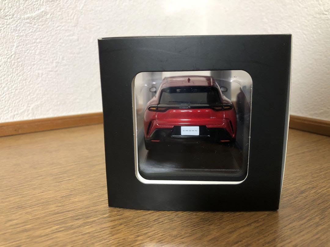 Amazon.co.jp: トヨタ クラウンスポーツ カラーサンプル ミニカー