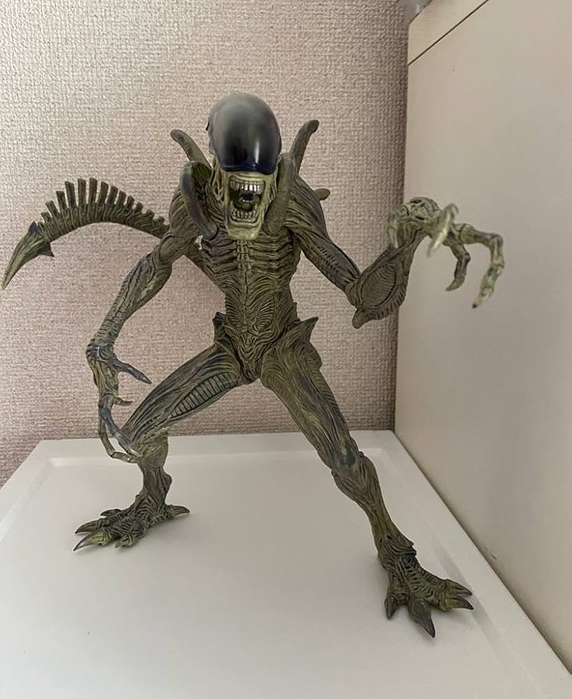 Amazon.co.jp: エイリアン リアル フィギュア 8F90K : ホビー