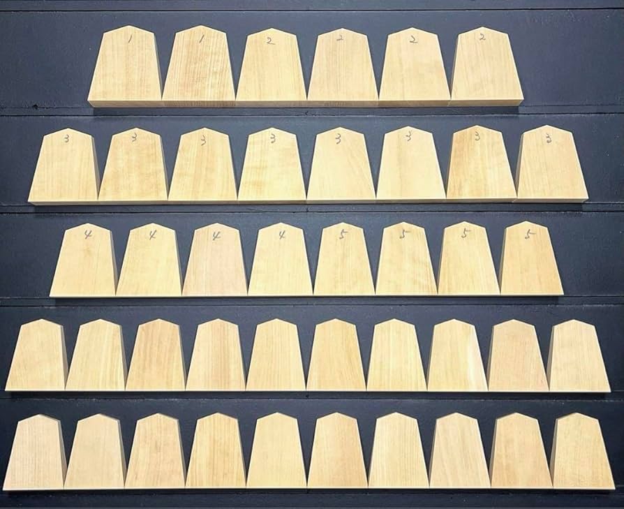 Amazon | 駒木地 (柾目) 島黄楊 将棋駒 44p | 将棋 | おもちゃ