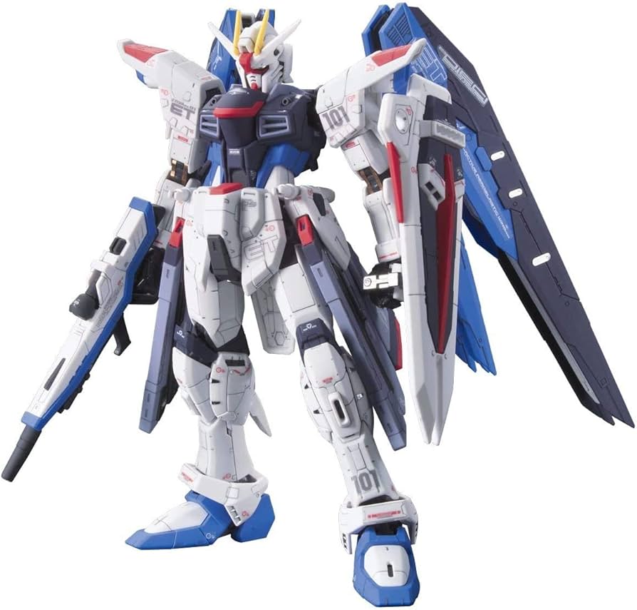 Amazon.com: Bandai Hobby #05 Freedom Gundam 1/144 Real Grade