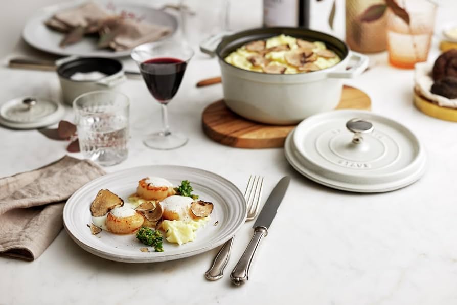 Amazon.com: STAUB Cast Iron Round Cocotte 26 cm White Truffle