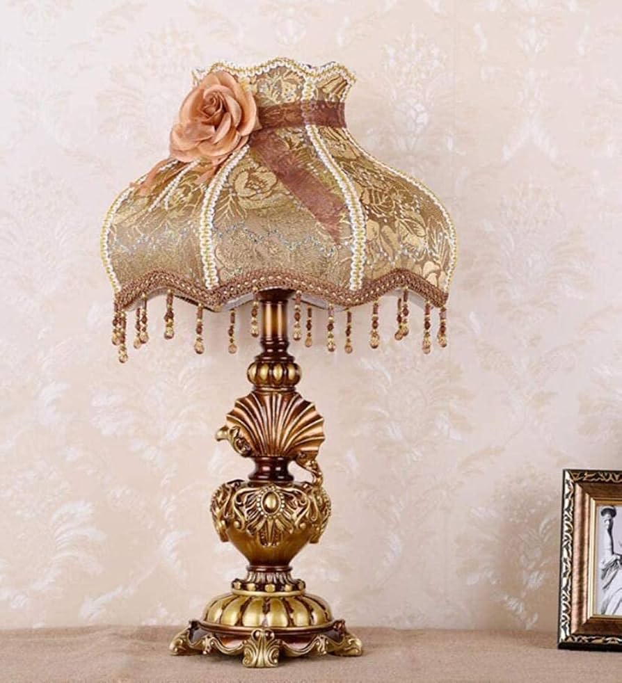 Amazon.co.jp : ヨーロッパのレトロなスタイルのテーブルランプ