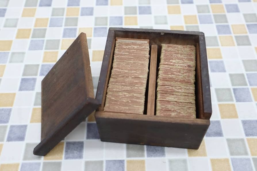 Amazon | レトロ レア アンティーク｜木箱 百人一首 カルタ 一組