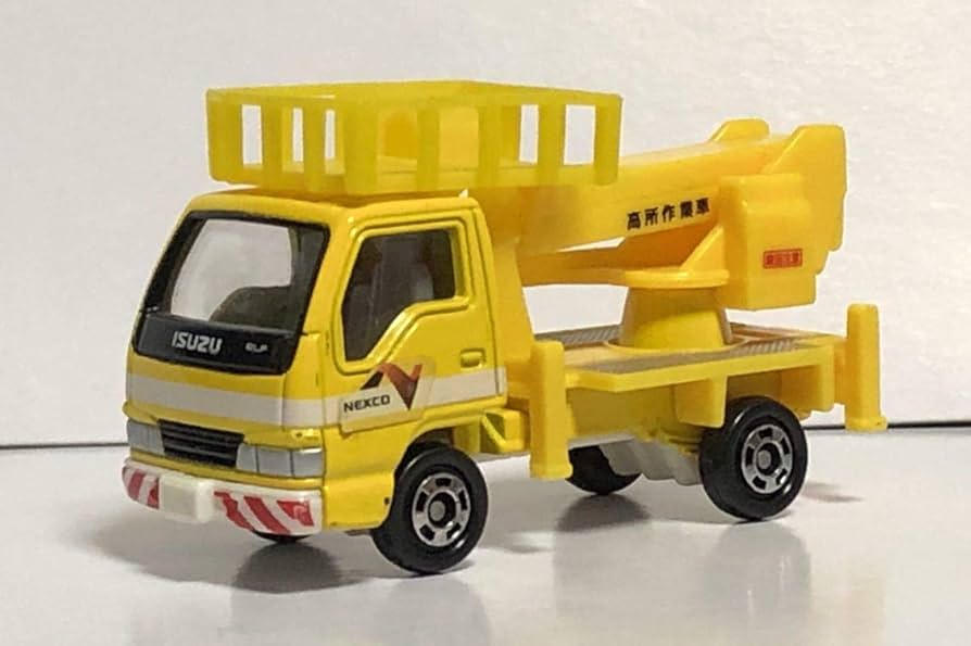 Amazon | トミカ 高速道路 NEXCO セット いすゞ エルフ 高所作業車