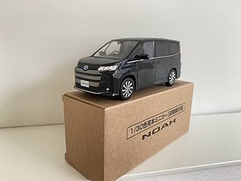 Amazon | ミニカー 1/30 新型 ノア S-Z 90系 カラーサンプル ミニカー