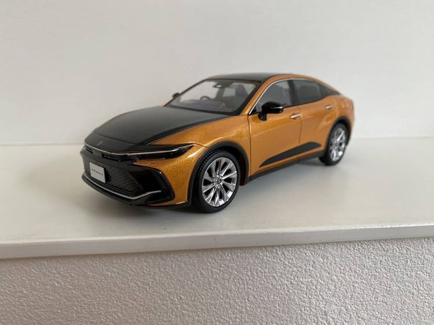 Amazon | トヨタ 新型 クラウン クロスオーバー ミニカー 130 2YA