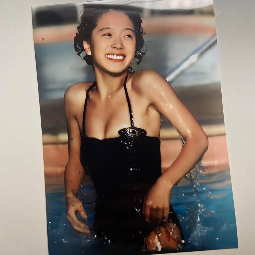 Amazon.co.jp: 中森明菜 写真 2Lサイズ 627B : おもちゃ