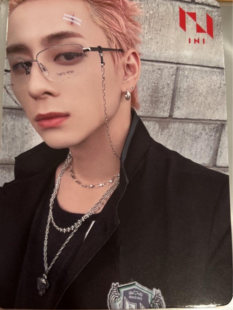 Amazon.co.jp: INI 西洸人 THE FRAME ユニバーサル 特典 トレカ : おもちゃ