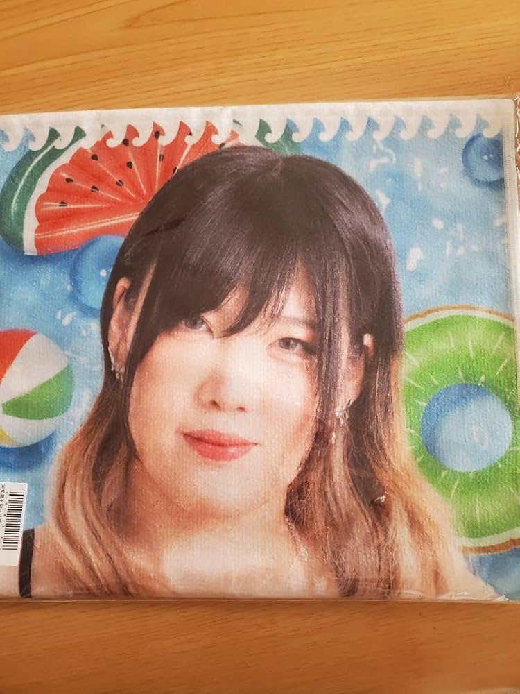 Amazon.co.jp: スターダム レディC 応援タオル : Home & Kitchen