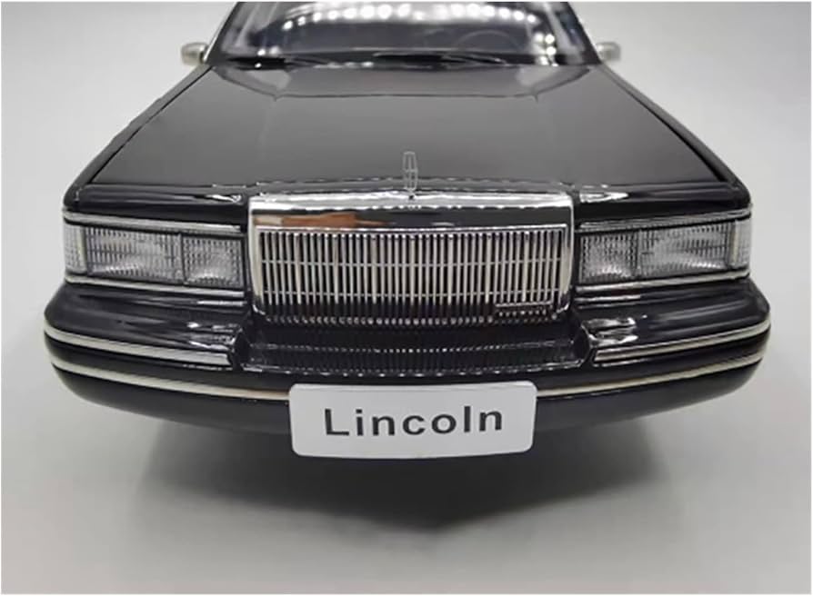 Amazon.co.jp: ミニカー スケールモデルカー 1/18リンカーンタウンカー