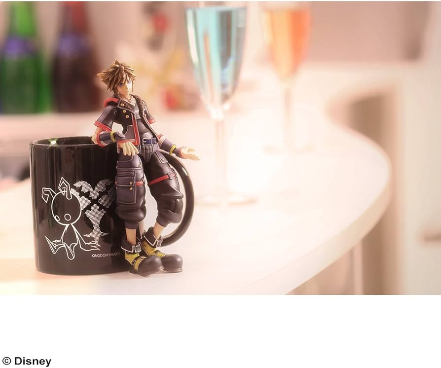 Amazon.com: Square Enix Kingdom Hearts III (3): Bring Arts - Sora