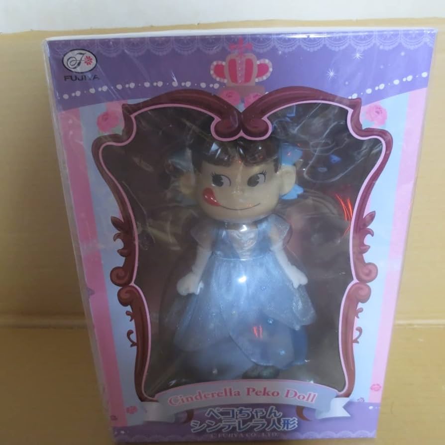 Amazon.co.jp: Fujiya Peko-chan Cinderella Doll Family Club : Toys