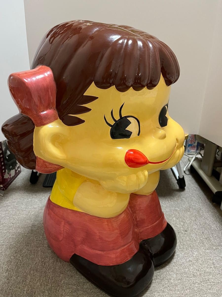 Amazon.co.jp: 不二家ペコちゃん ペコちゃん FUJIYA 陶器製 置物 陶器