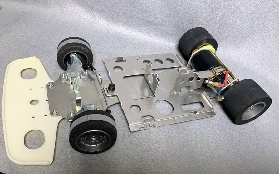 Amazon.co.jp: 当時物 タミヤ 1/12 CSブラックカウンタック シャーシ