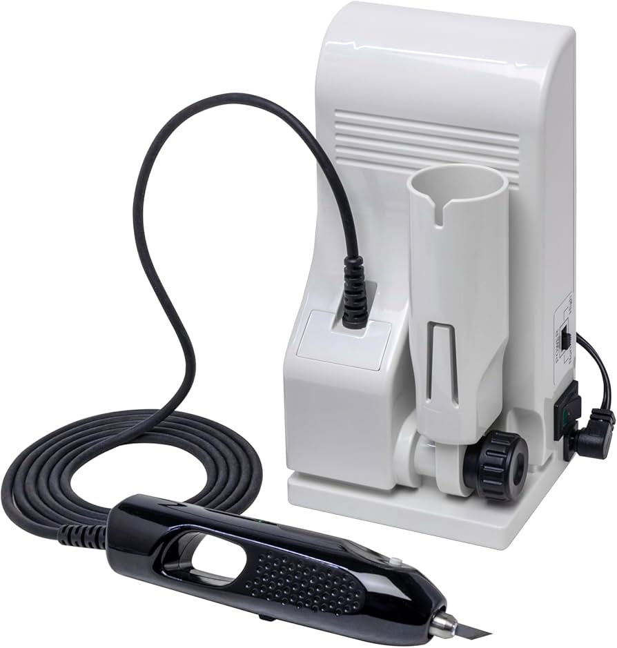 Amazon.co.jp: エコーテック プラスチックがバターのように切れる！ 本