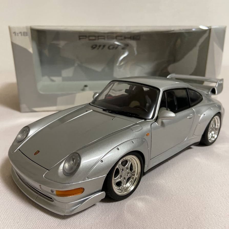 Amazon | UT モデル ／UT models：1/18 ミニカー／PORSCHE 911 (993