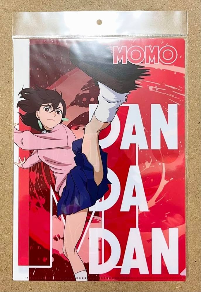 Amazon.co.jp: ダンダダン クリアファイル 綾瀬桃 モモ バトル ver