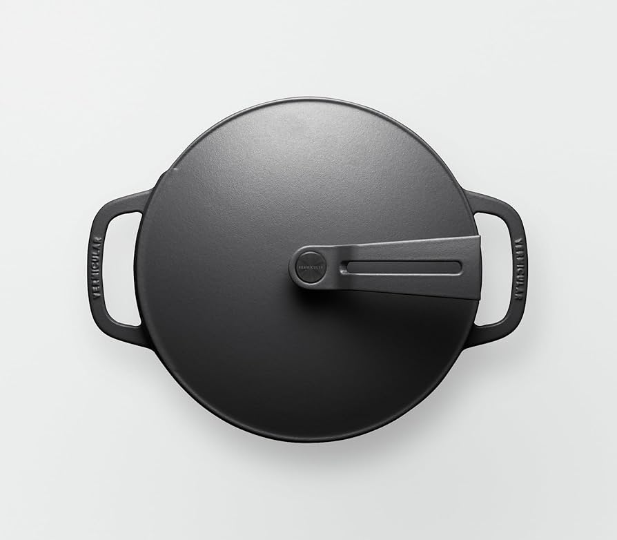 Amazon.co.jp: バーミキュラ 鋳物ホーロー鍋 22cm マットブラック 無水