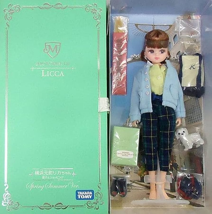 Amazon.co.jp: 横浜元町リカちゃん 愛犬とショッピング : おもちゃ