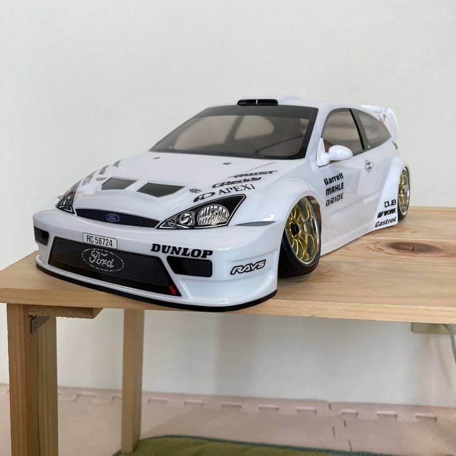 Amazon.co.jp: タミヤ フォードフォーカスRSカスタム メーカー塗装済