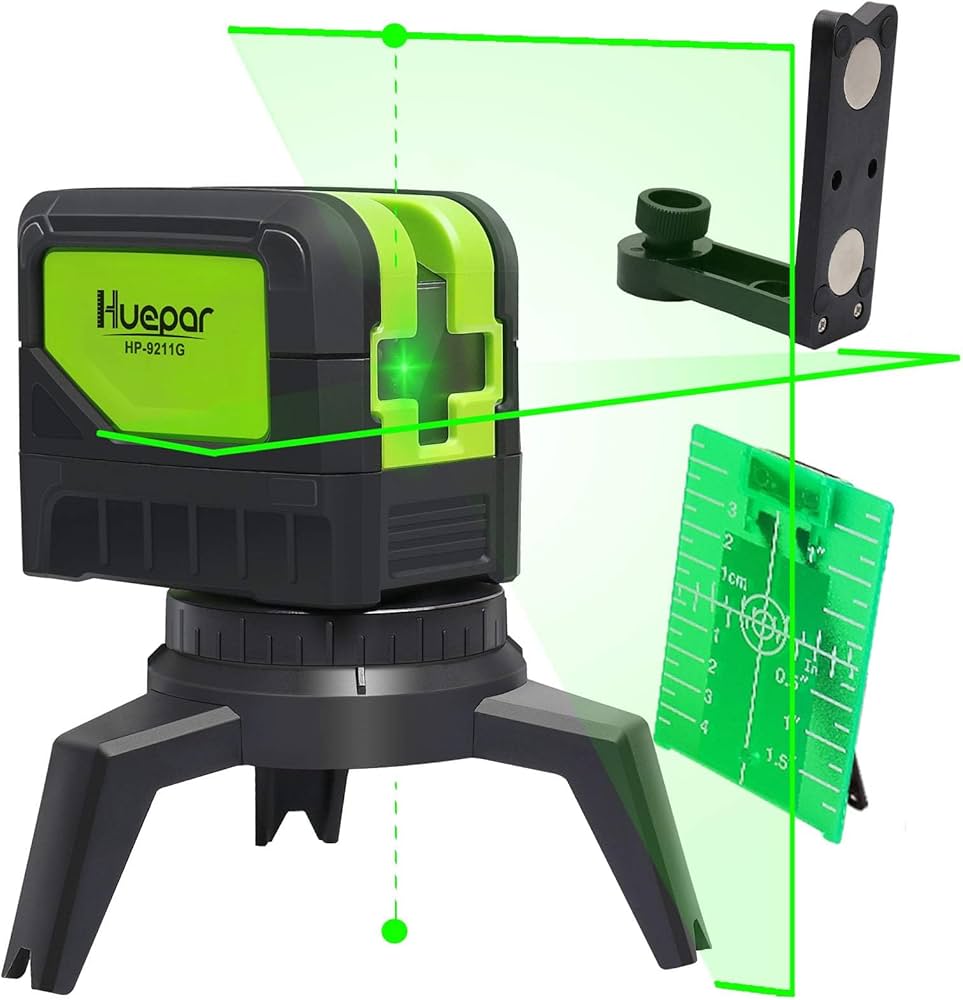 Amazon | Huepar 2ライン グリーン レーザー墨出し器 2ポイント 緑色