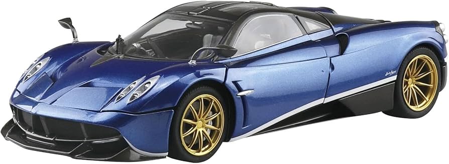 Amazon.com: Aoshima Pagani Huayra Pacchetto Tempesta '16 1:24