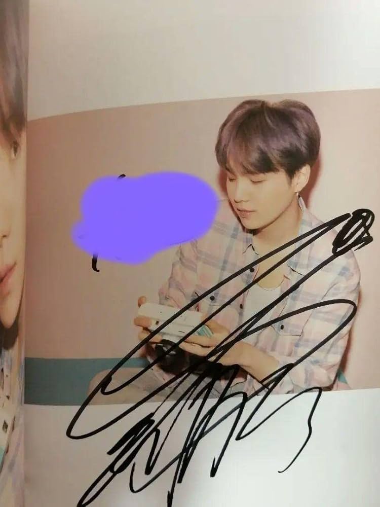 Amazon.co.jp: BTS ユンギ SUGA agust D 直筆サイン : おもちゃ