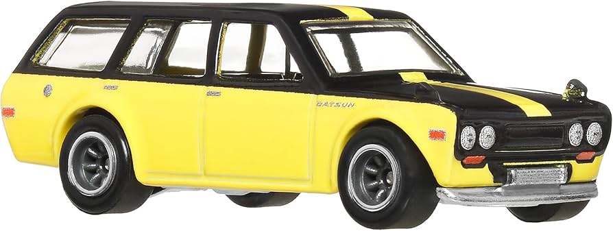 Amazon.co.jp: Hot Wheels Boulevard Datsun 510 Wagon Ride-On Toy