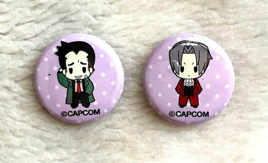 Amazon.co.jp: 逆転裁判 逆転検事 御剣怜侍 糸鋸圭介 缶バッジ : おもちゃ