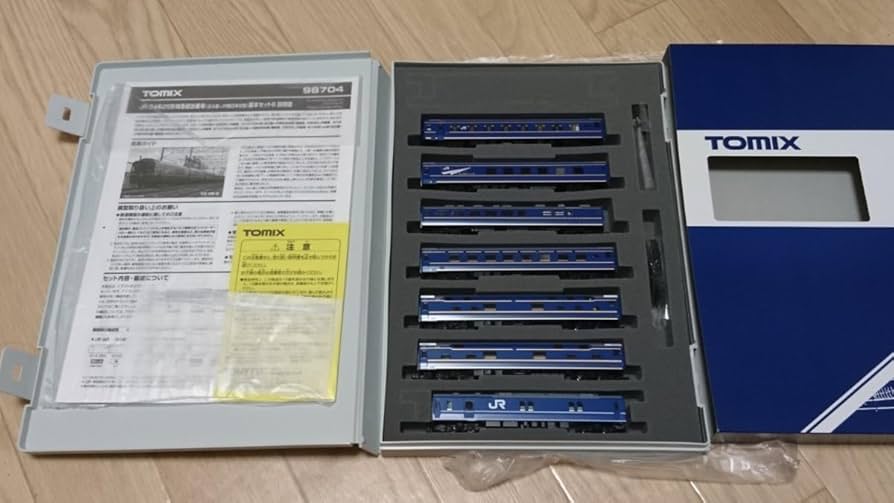 Amazon | TOMIX 98704 JR 24系25形特急寝台客車北斗星・JR東日本仕様