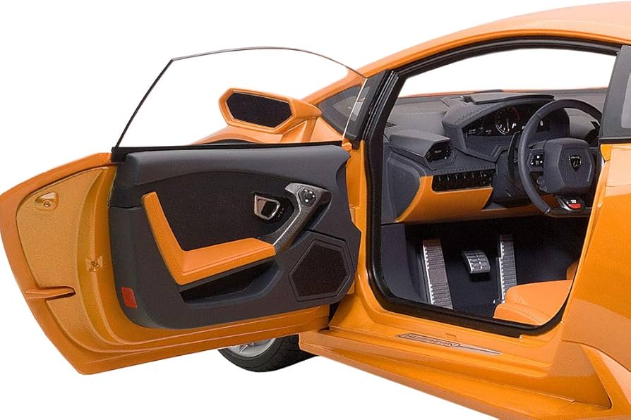 Amazon.com: AUTOart Lamborghini Huracan LP610-4 Arancio Borealis 4