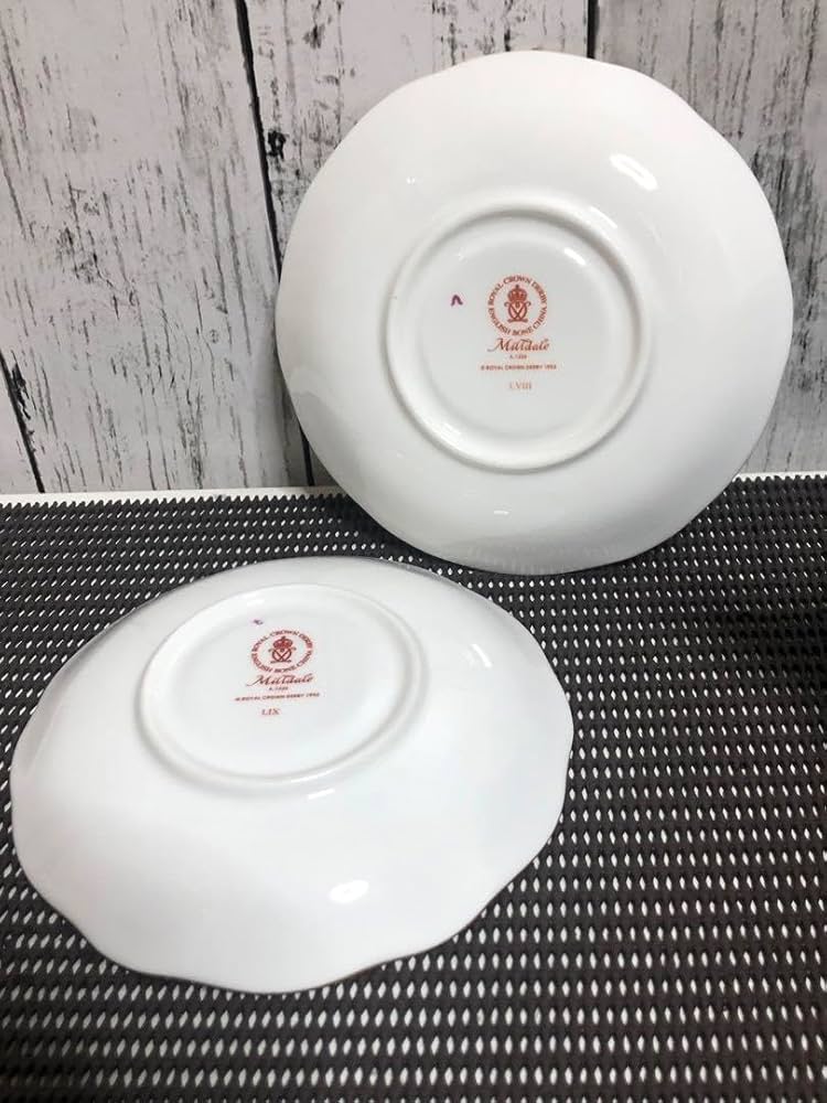 Amazon | ロイヤルクラウンダービー ミルデール カップ&ソーサー ペア