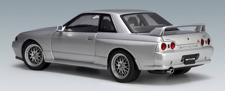 Amazon | AUTOart 1/18 日産 スカイライン GT-R (R32) VスペックII