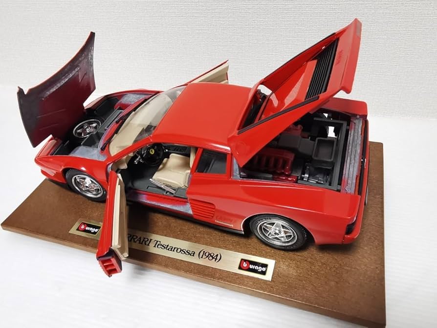 Amazon | FERRARI Testarossa (1984) 1/18スケール ミニカーBburago