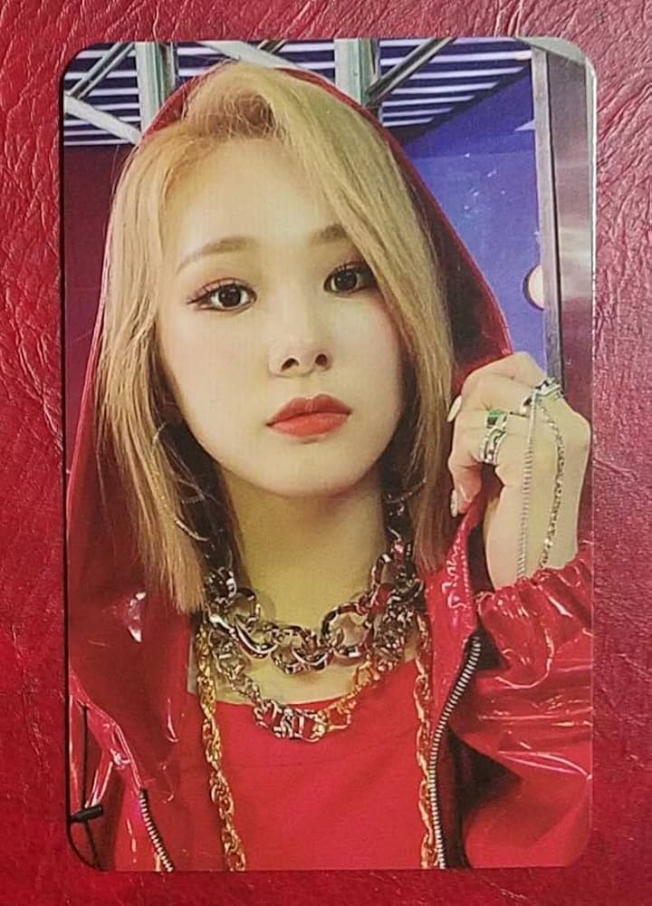 Amazon.co.jp: EVERGLOW ミア トレカ Mia エバーグロー エバグロ LA DI