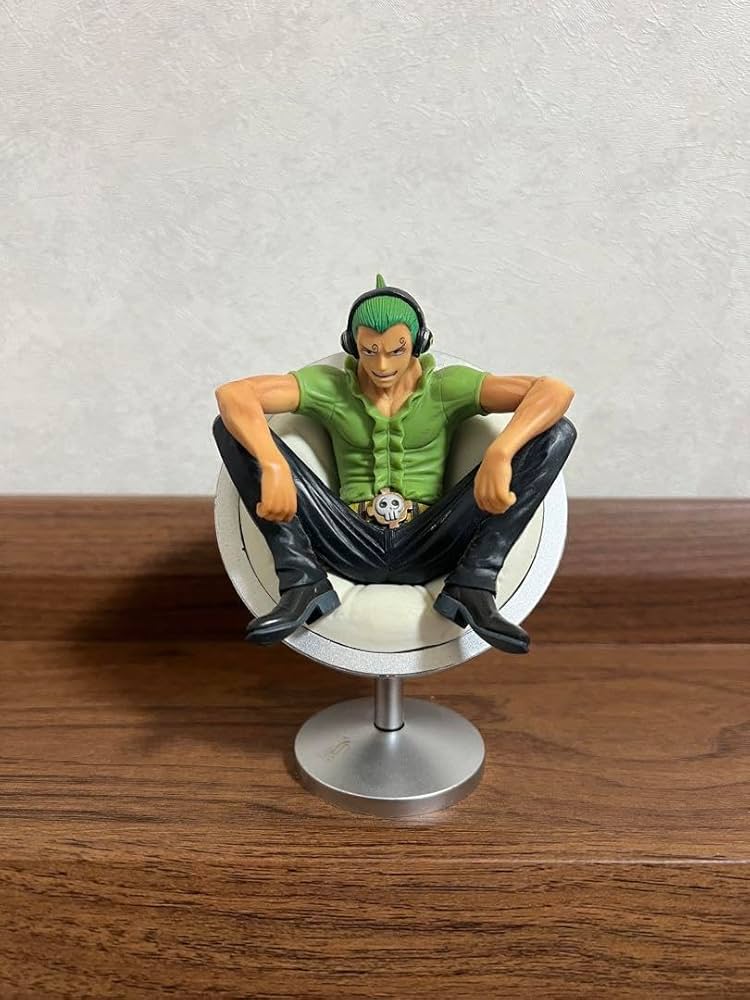 Amazon | ジェルマ66 ワンピース VINSMOKE ヴィンスモーク・ヨンジ